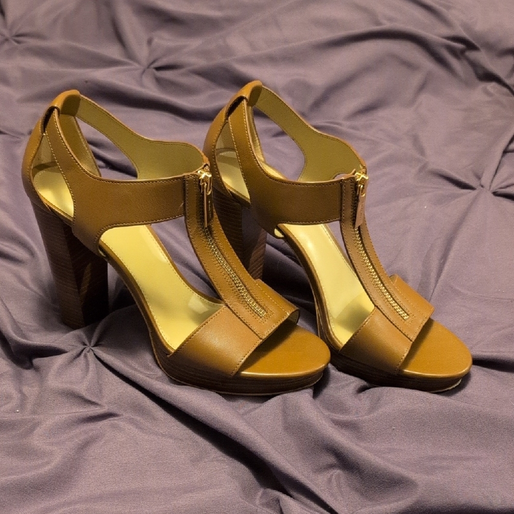 Michael Kors Tan Leather Heels